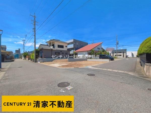 小牧市中央３丁目の新築一戸建