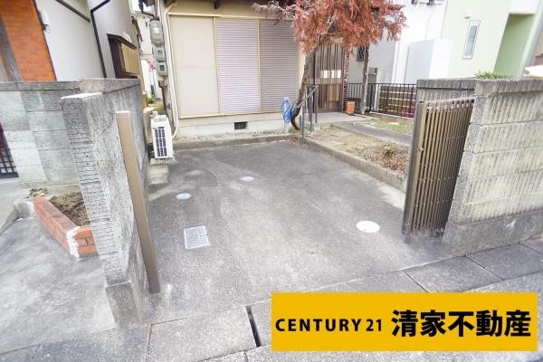 春日井市東野町西３丁目の中古一戸建