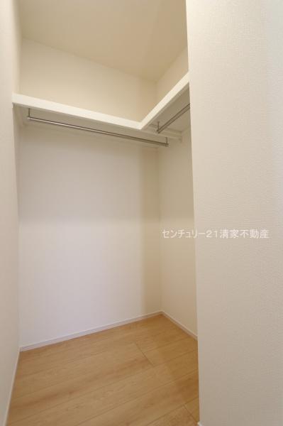 春日井市西高山町２丁目の新築一戸建