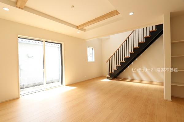 春日井市西高山町２丁目の新築一戸建