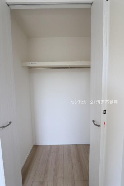 春日井市西本町３丁目の新築一戸建