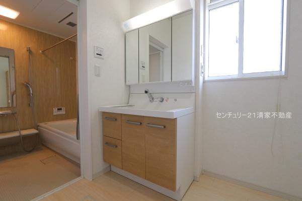 春日井市南花長町の中古一戸建て