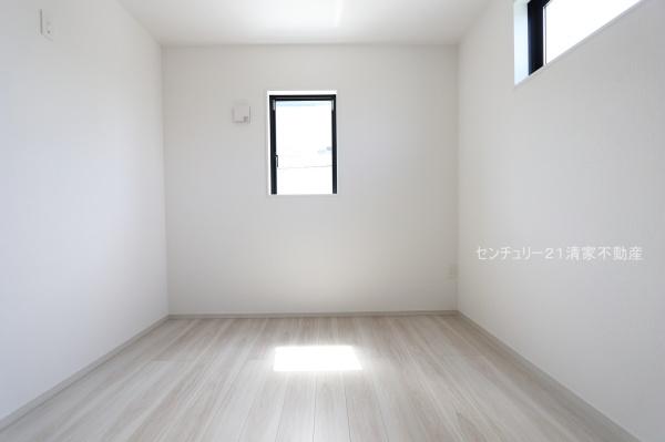 春日井市弥生町１丁目の新築一戸建