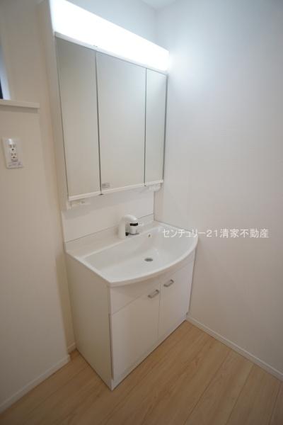 北名古屋市沖村岡西の新築一戸建