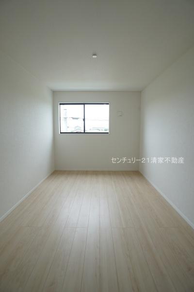北名古屋市沖村岡西の新築一戸建