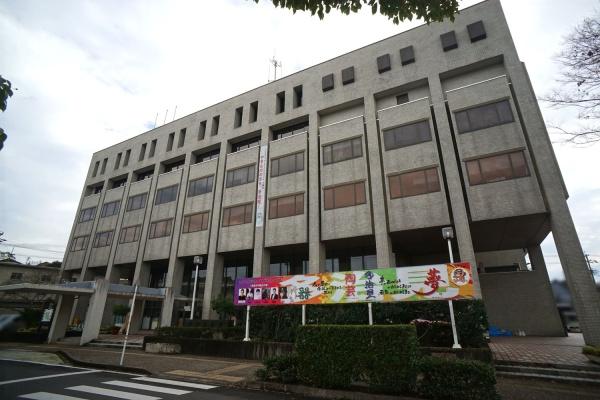 多治見市白山町３丁目の土地(多治見市役所)