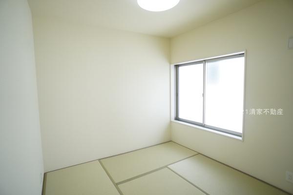 小牧市小松寺２丁目の中古一戸建て
