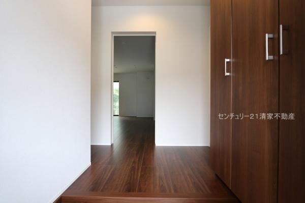春日井市中野町１丁目の新築一戸建