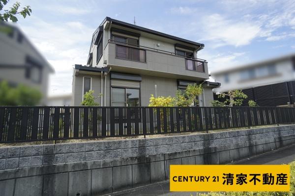 小牧市光ケ丘1丁目の中古一戸建