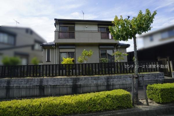 小牧市光ケ丘１丁目の中古一戸建て