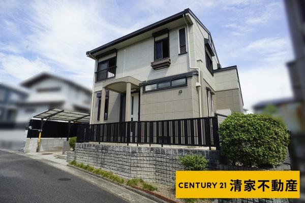 小牧市光ケ丘１丁目の中古一戸建て