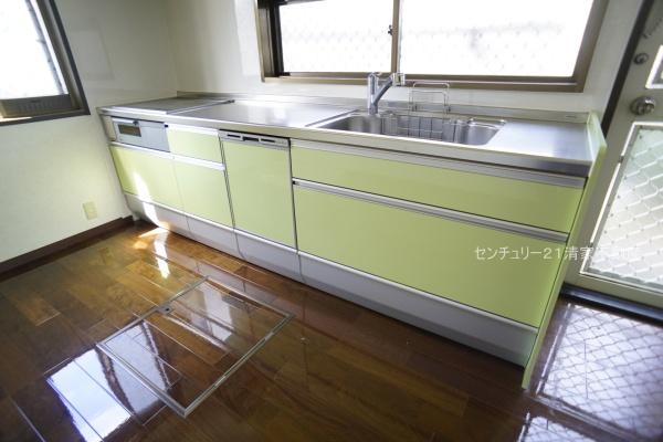 小牧市光ケ丘１丁目の中古一戸建て