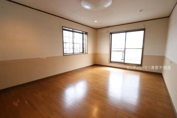 春日井市六軒屋町西１丁目の中古一戸建て