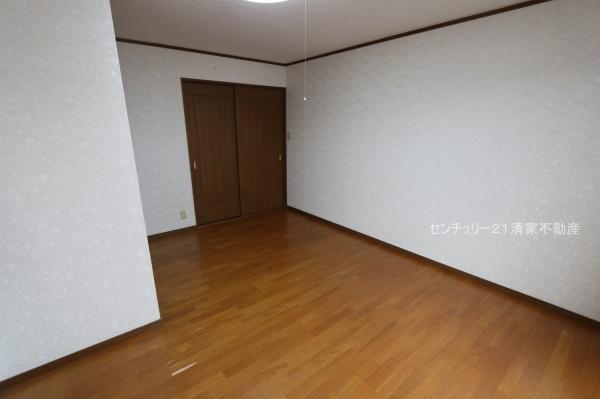 春日井市六軒屋町西１丁目の中古一戸建て
