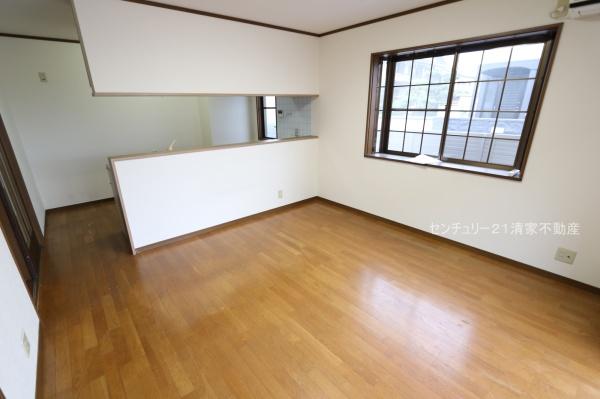 春日井市六軒屋町西１丁目の中古一戸建