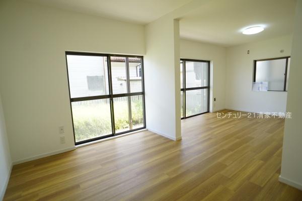 小牧市大字本庄の中古一戸建