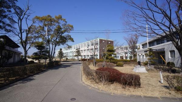 小牧市城山５丁目の新築一戸建(桃ヶ丘小学校)