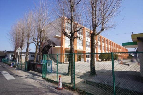 尾張旭市平子町長池上の土地(城山小学校)