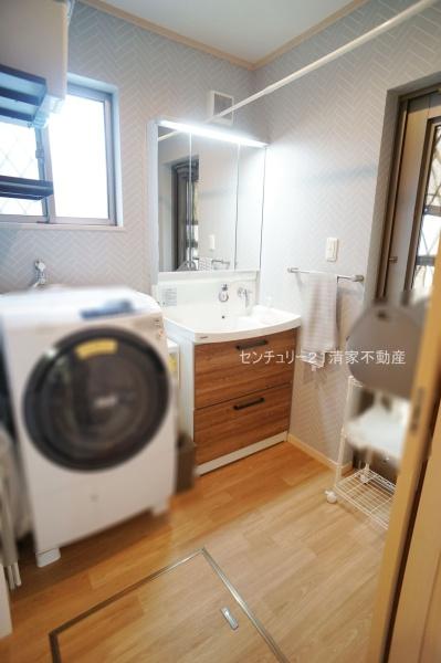 尾張旭市霞ケ丘町中の中古一戸建て