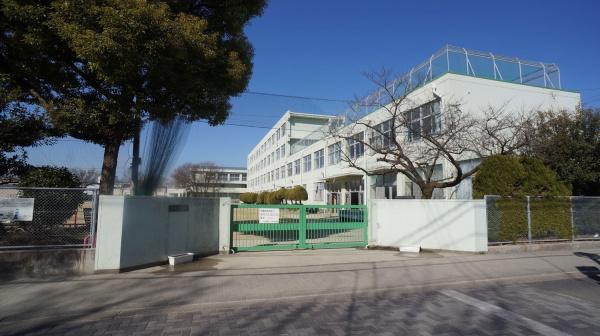 宝新守山ハイツ(二城小学校)