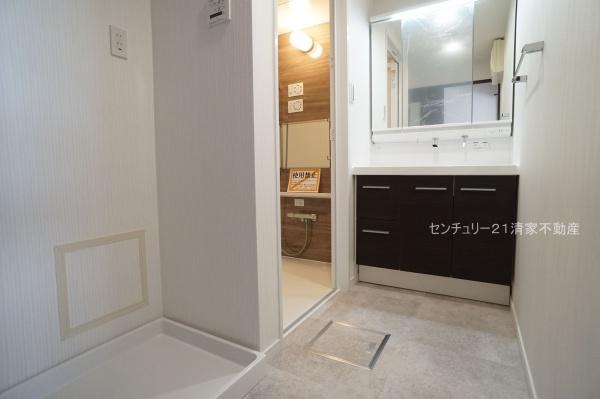 グラン・コート印場駅前通り