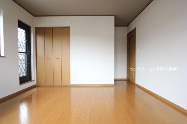 瀬戸市山の田町の中古一戸建て(寝室)