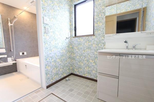 瀬戸市山の田町の中古一戸建て(洗面台・洗面所)