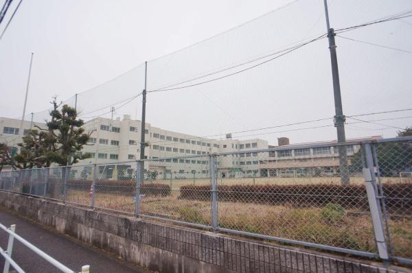 白山住宅1号棟(本地丘小学校)
