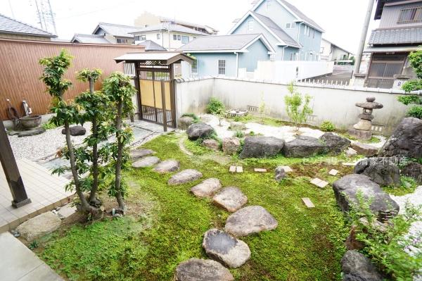 羽島市竹鼻町の中古一戸建て(庭)