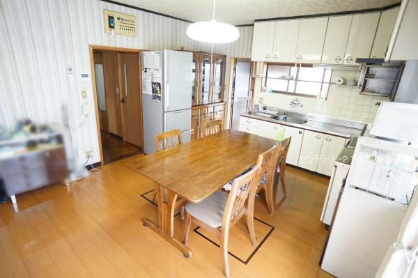 羽島市竹鼻町の中古一戸建て(リビング)