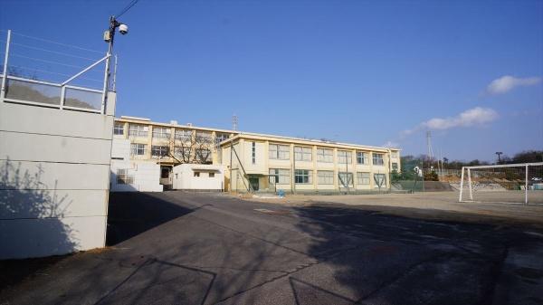 瀬戸市原山町の土地(水無瀬中学校)