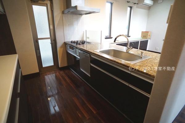 瀬戸市東山町２丁目の中古一戸建て