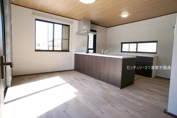 瀬戸市みずの坂４丁目の中古一戸建て