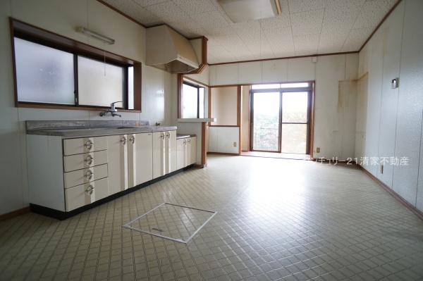 みよし市三好町蜂ヶ池の中古一戸建て