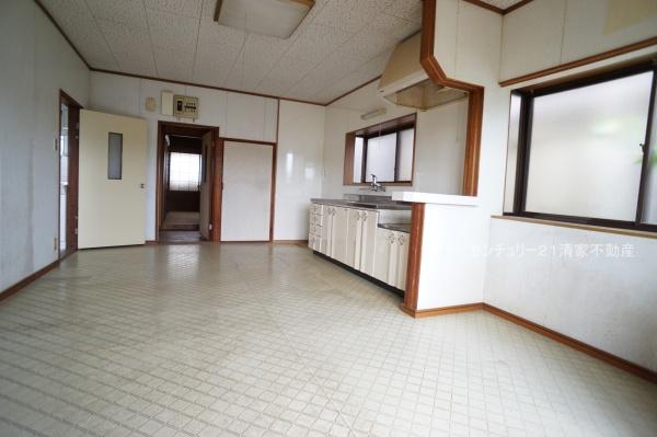 みよし市三好町蜂ヶ池の中古一戸建て