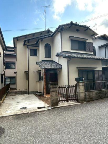 西宮市名塩３丁目の中古一戸建