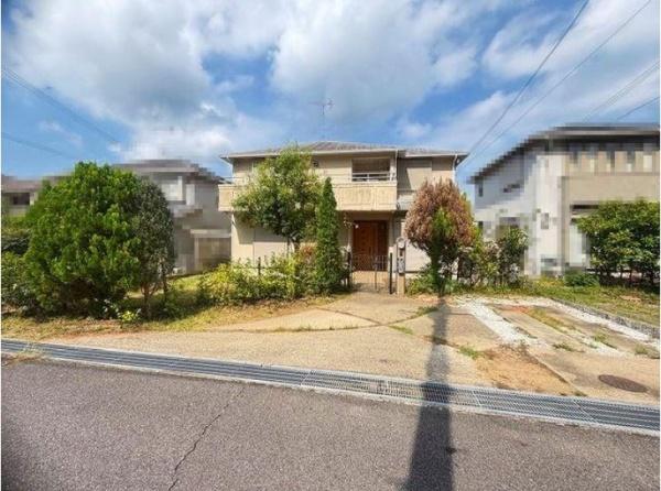 神戸市北区花山中尾台３丁目の中古一戸建