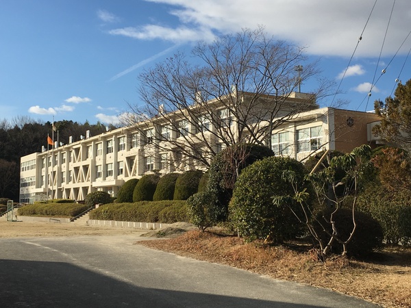 日進市藤島町相山の土地(日進市立東小学校)