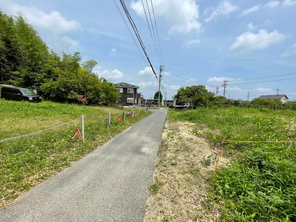 愛知郡東郷町大字春木字新池の土地