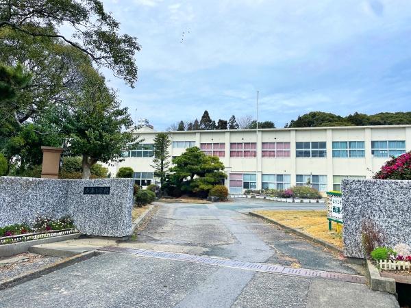 蒲郡市西浦町三反田の土地(蒲郡市立西浦小学校)