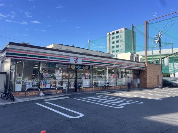 上社アイリス弐番館(セブンイレブン名古屋上社4丁目店)