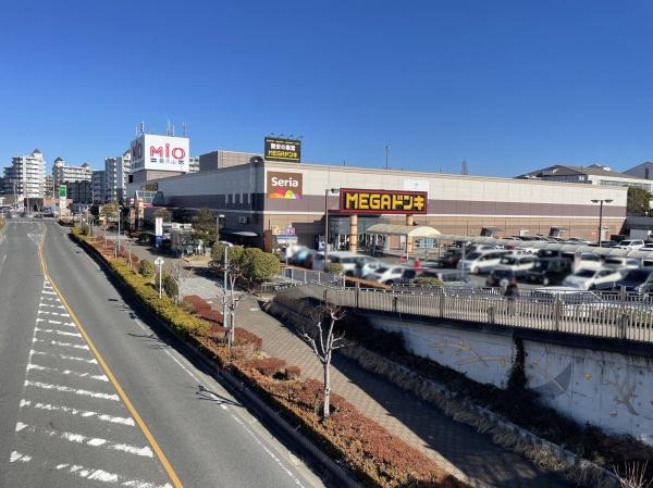 日進香久山社の街106号棟(MEGAドン・キホーテUNY香久山店)