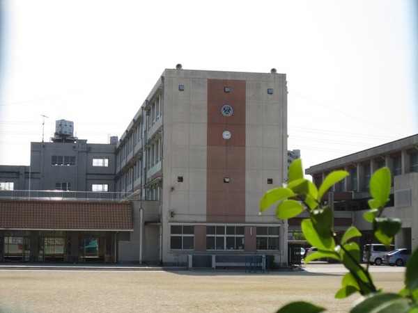 名古屋市名東区新宿2丁目の土地(名古屋市立前山小学校)