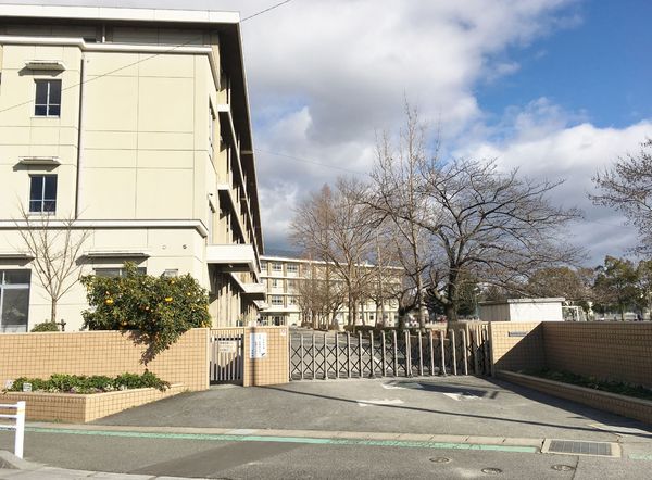 ライオンズマンション藤ケ丘ガーデン(長久手市立北小学校)