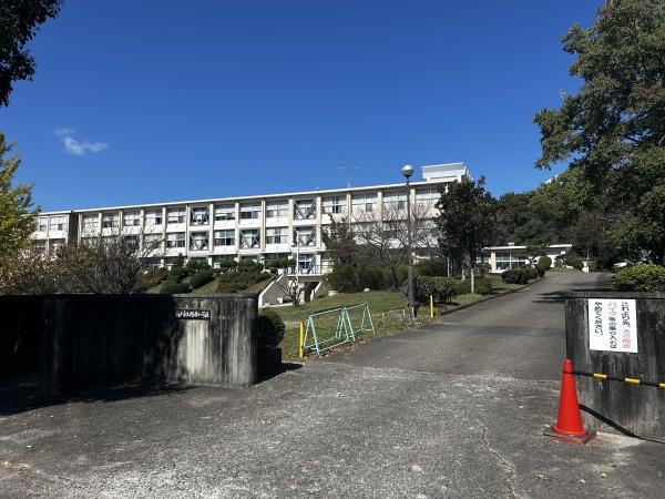 瀬戸市蔵所町の中古一戸建て(瀬戸市立陶原小学校)