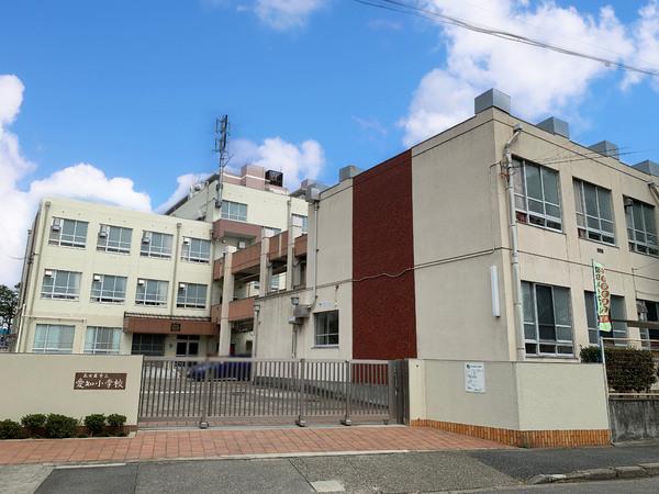 名古屋市中川区九重町の中古一戸建て(名古屋市立愛知小学校)