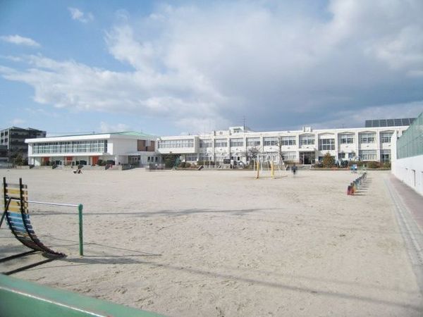 グローリアス長久手第二(長久手市立長久手小学校)