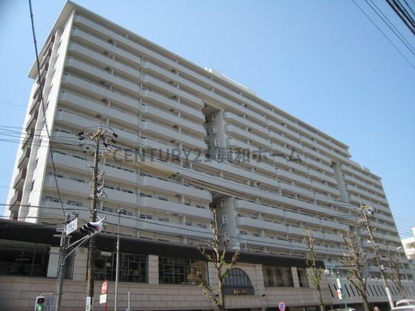 虹ヶ丘マンション本館