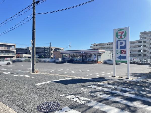 ユニライフ鳴海(セブンイレブン名古屋鹿山2丁目店)