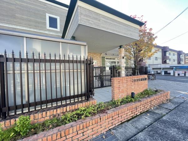 ユニライフ鳴海(こととも保育園しかやま)